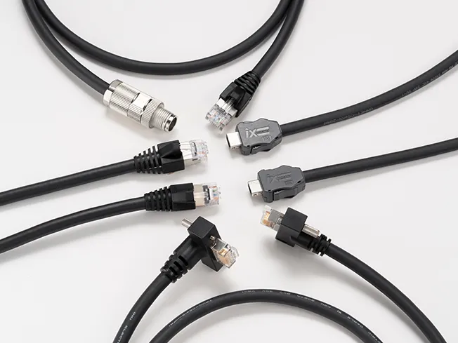 イーサネットケーブル(50センチ) XS6W-6LSZH8SS50CM-B | Omron Cat6a イーサネットケーブル XS6W, 0.5 m